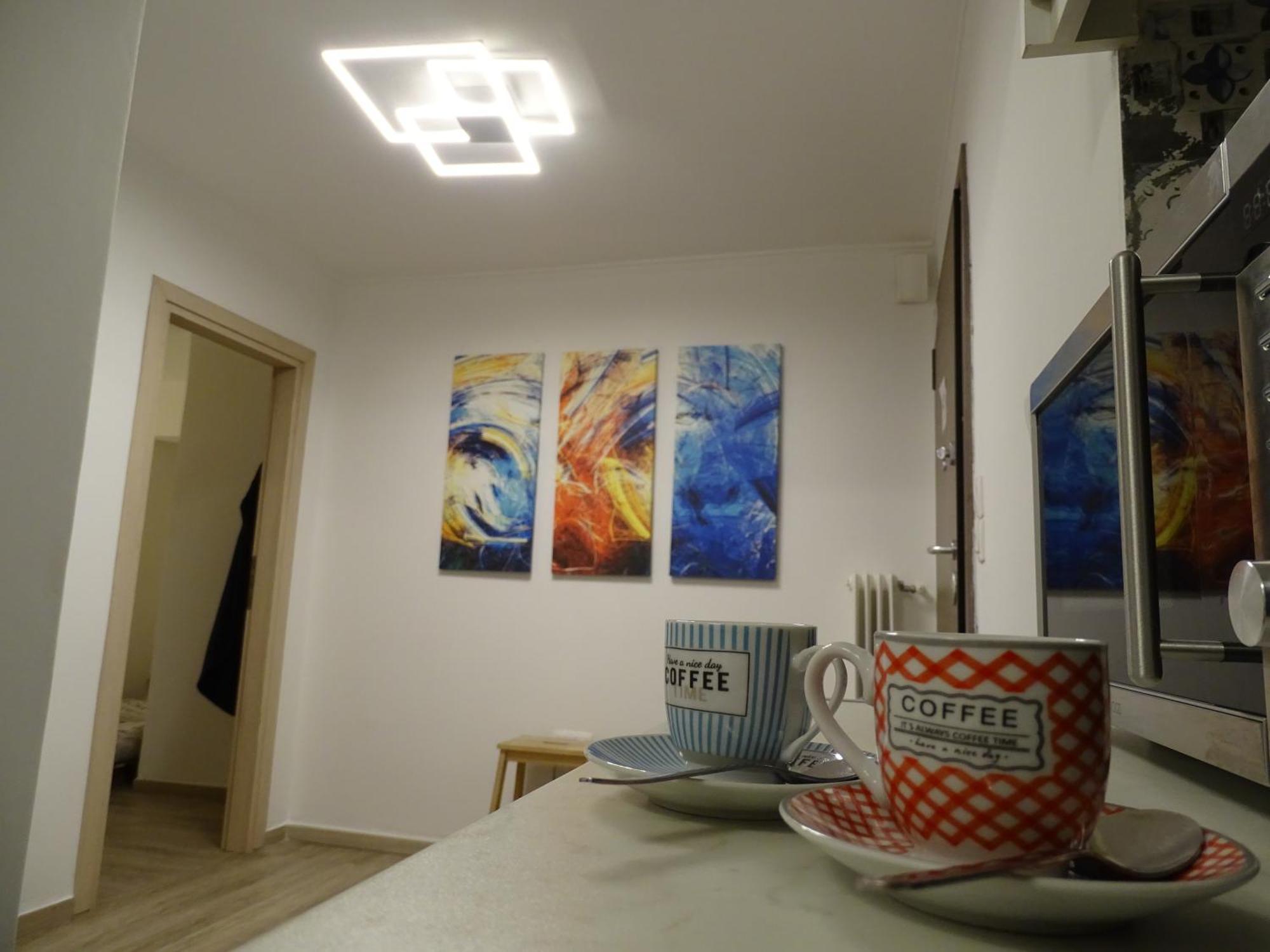 Stylish, Comfortable, Basement Loft-Like Apartment With Amenities Atenas Exterior foto